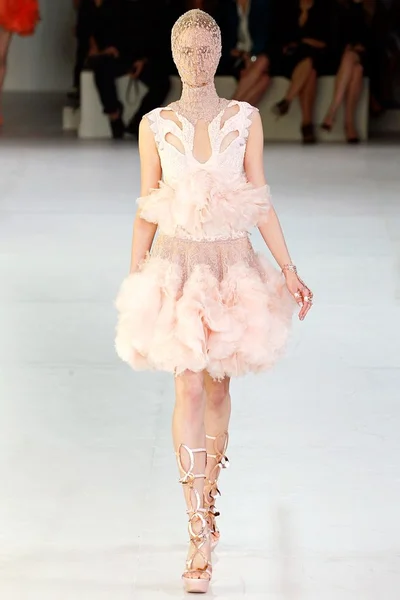 Look 22